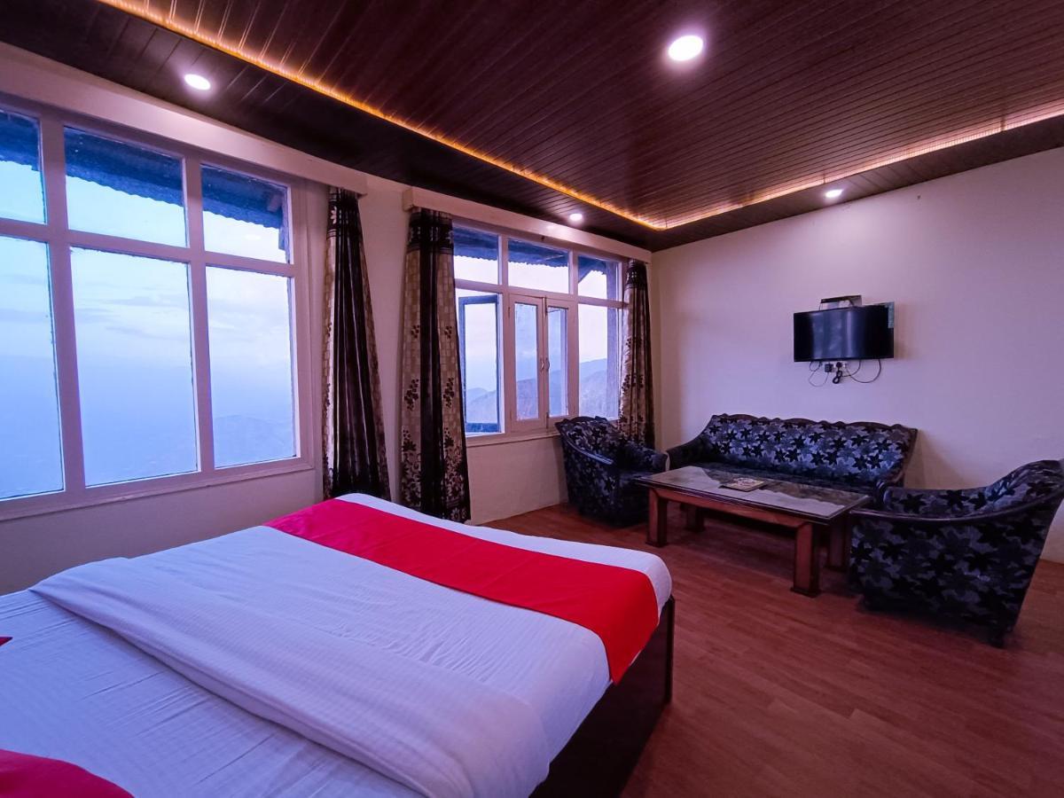 Surya Resort Далхаузи Екстериор снимка