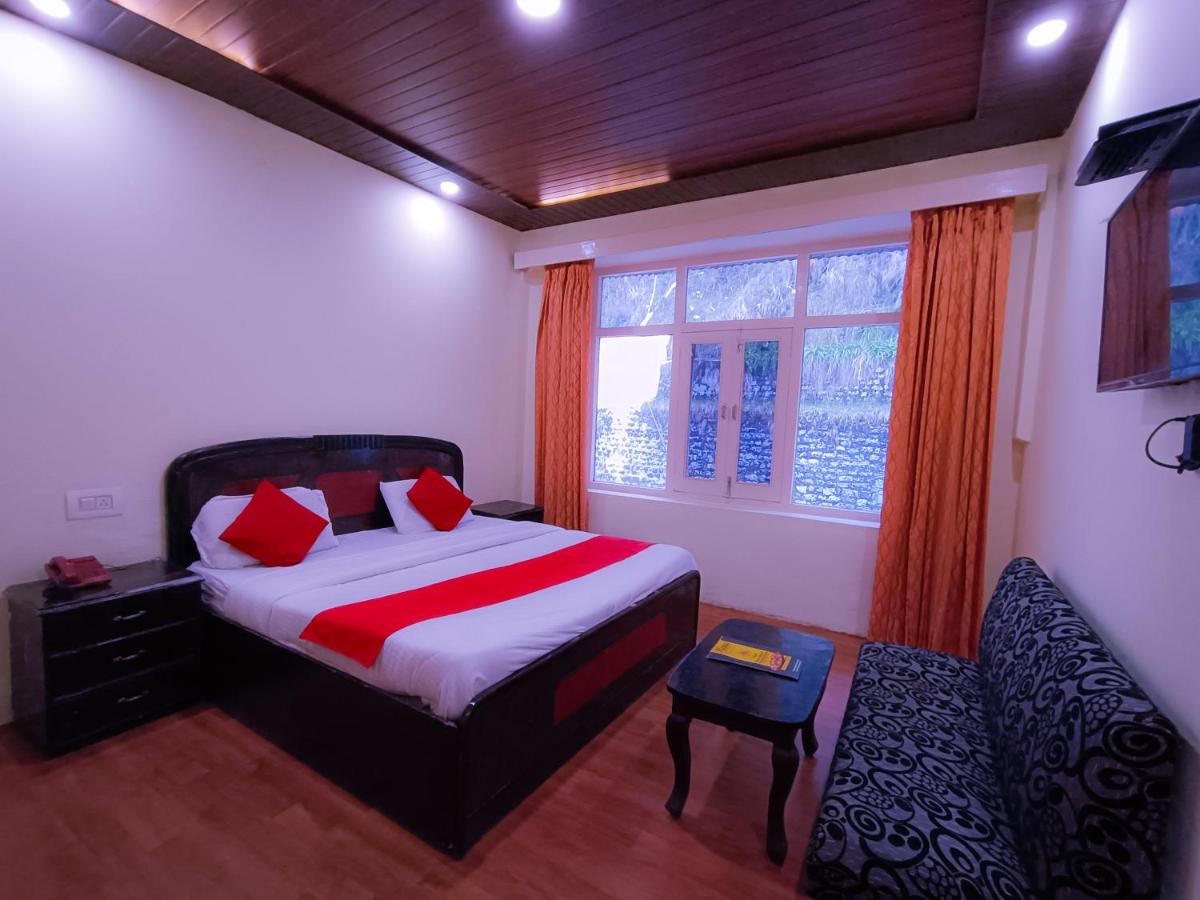Surya Resort Далхаузи Екстериор снимка